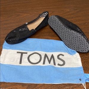 Black sparkled toms